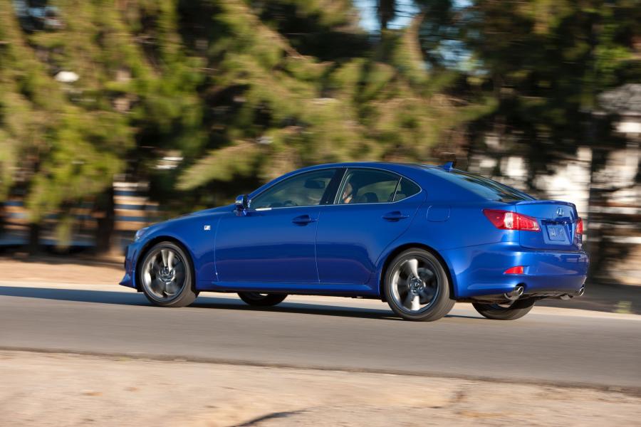 Lexus IS350 2011 года  (фото 27 из 39)